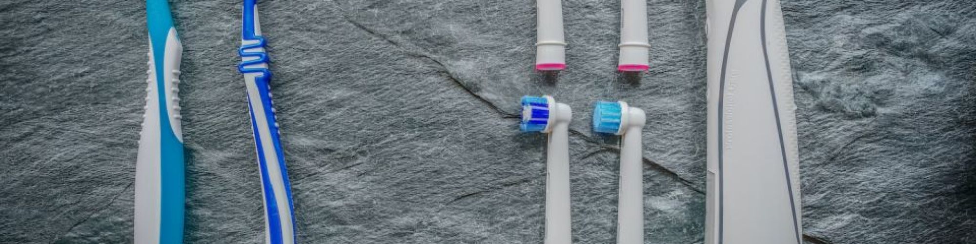 Centra Dental - Electric Toothbrush Versus Manual Toothbrush: Which is Best for Houston Braces