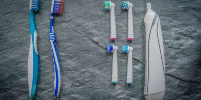 Centra Dental - Electric Toothbrush Versus Manual Toothbrush: Which is Best for Houston Braces